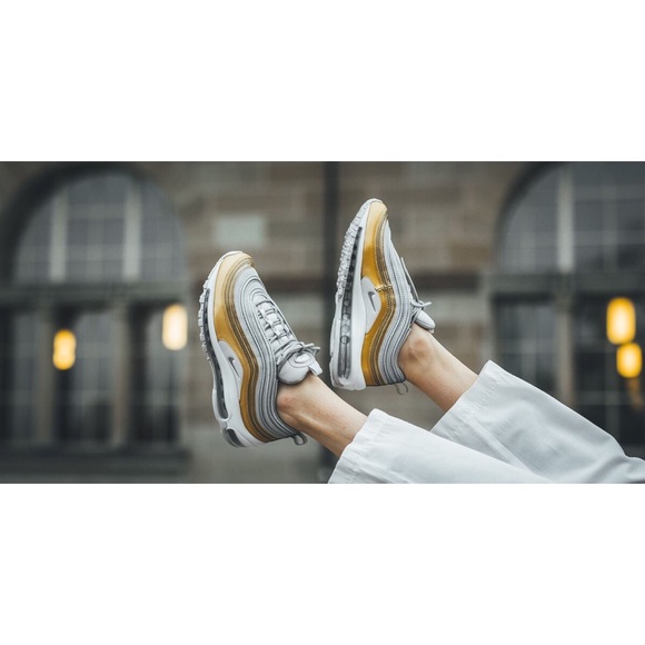 Nike Air Max 97 SE💫 - Picture 2 of 8
